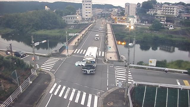 名張川（沖津藻大橋） 映像